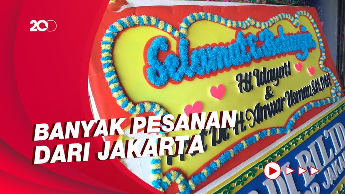 Jelang Pernikahan Ketua MK-Adik Jokowi, Toko Bunga Dibanjiri Pesanan