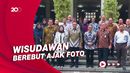 Kala Anies Jadi Sasaran Selfie Wisudawan UGM Yogyakarta