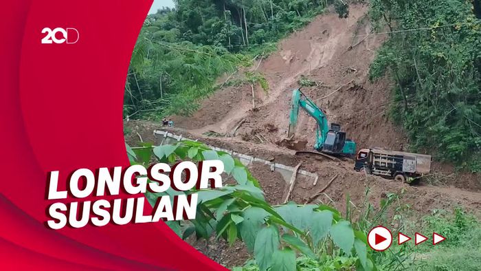 Longsor-Banjir Lumpur di Kulon Progo Tutup Akses Jalan
