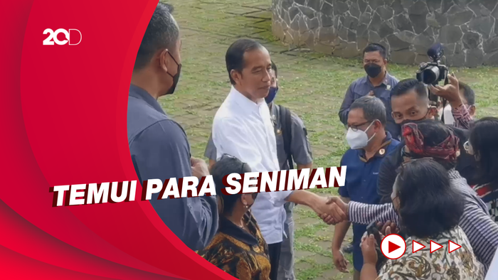 Kunjungan Jokowi ke Taman Balekambang Solo