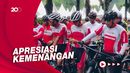 Momen Kapolri-Atlet Sepeda SEA Gowes Bareng di Parade Kemenangan