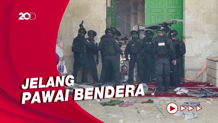 Polisi Israel Kembali Bentrok dengan Pemuda Palestina di Komplek Al-Aqsa