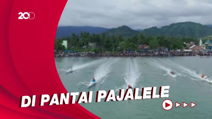 Bangkitkan Wisata Pantai, Warga Sulsel Gelar Lomba Balap Perahu Katinting
