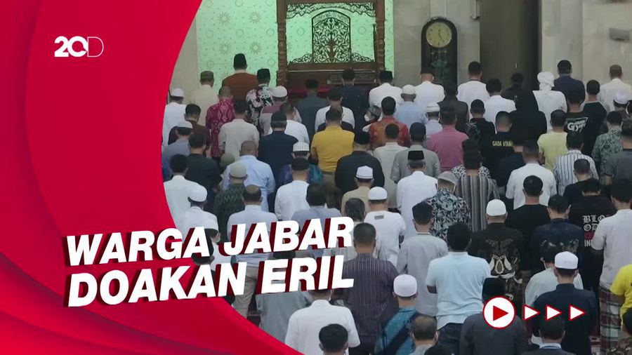Saat Ribuan Jemaah di Masjid Raya Bandung Salat Gaib untuk Eril