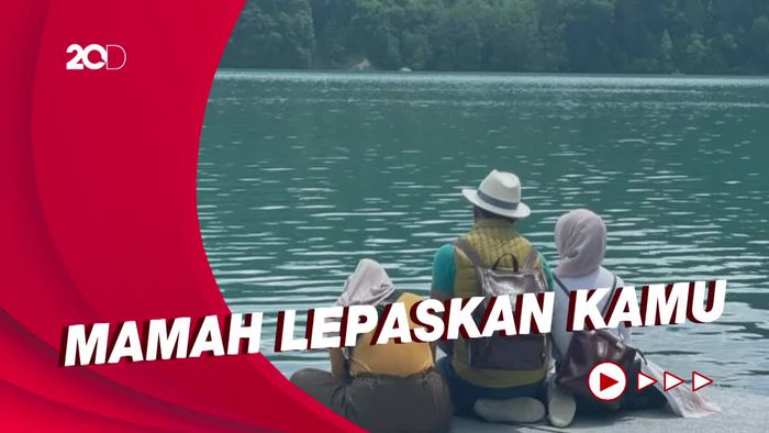 Ketegaran Ibunda Melepas Eril Bikin Hati Terenyuh