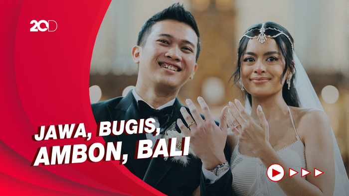 Ragam Adat Budaya di Pernikahan Eva Celia-Demas Narawangsa