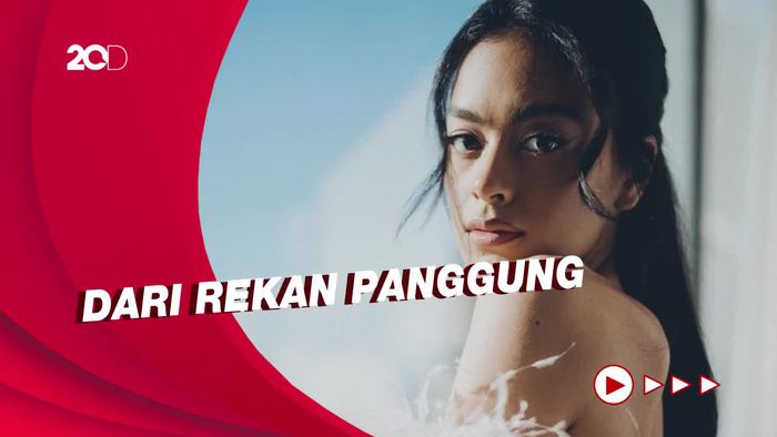 Perjalanan Cinta Eva Celia dan Demas Narawangsa Hingga ke Pelaminan