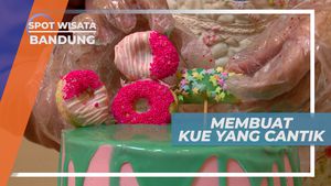 Mencicipi Aneka Kue Lezat di Kota Kembang Bandung