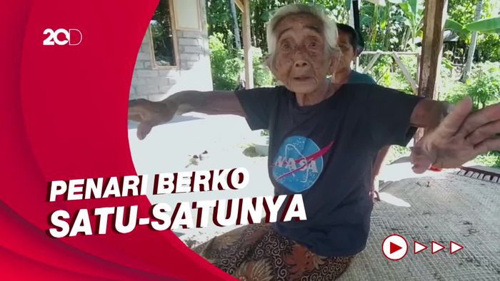 Kisah Penari Berko Dadong Barak, Usianya Disebut Sudah 120 Tahun