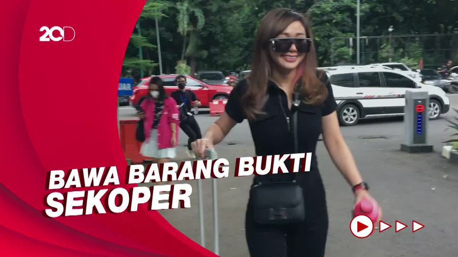 Denise Chariesta Penuhi Panggilan Polda Metro soal Kasus Medina Zein