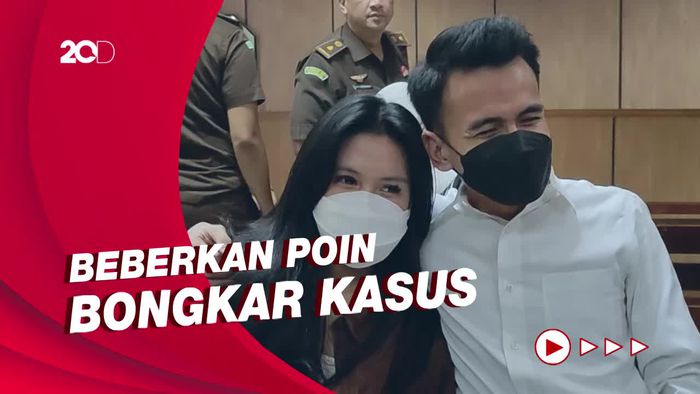 Pembelaan Adam Deni di Sidang Kasus UU ITE