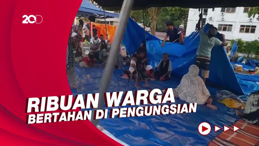 Trauma dan Takut Gempa Susulan, Ribuan Warga Mamuju Ngungsi