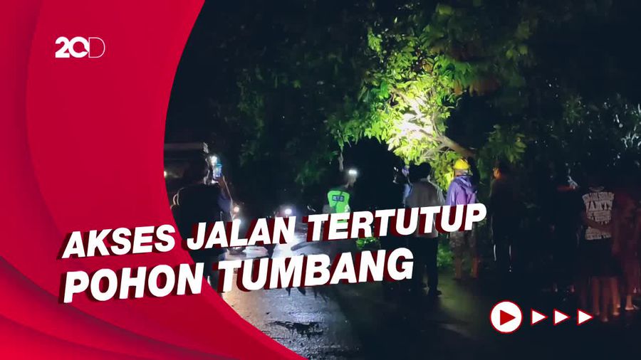 Penampakan Puluhan Rumah di Kulon Progo Rusak Diterjang Puting Beliung