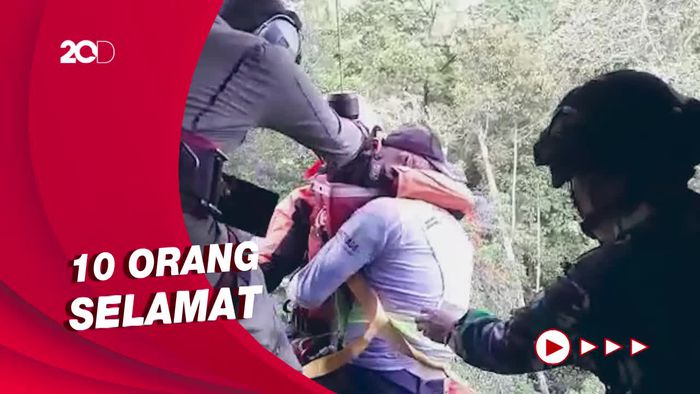 Helikopter Mendarat Darurat di Timika,1 Balita Terlempar Masih Hilang