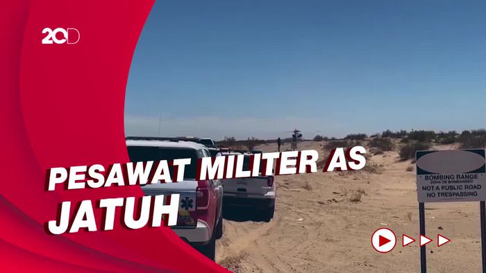 Penampakan Lokasi Jatuhnya Pesawat Militer AS di California