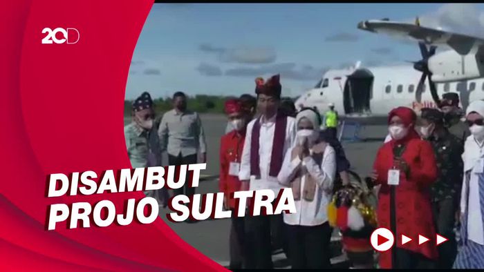 Seruan Projo Ojo Kesusu Sambut Kedatangan Jokowi di Wakatobi
