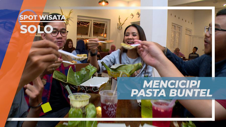 Pasta Buntel, Bahan Internasional dengan Penyajian Lokal Tradisional, Solo
