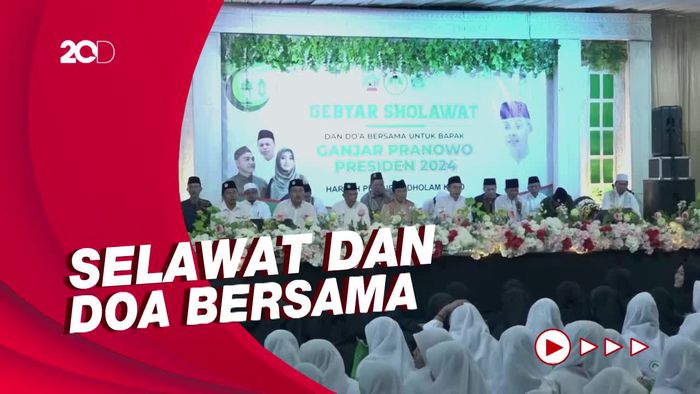 Santri di Jogja Gelar Selawat, Doakan Ganjar Jadi Presiden