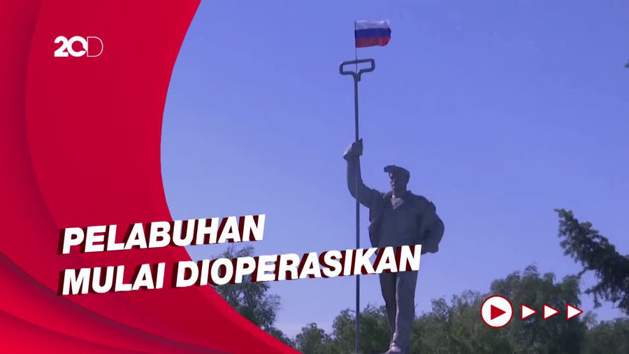 Bendera Rusia Dikibarkan di Kota Mariupol