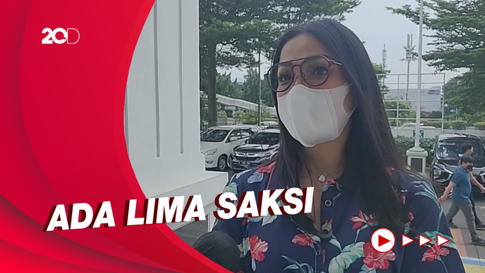 Kesiapan Nirina Zubir Hadapi Saksi Notaris: Botol Minum Harus Banyak
