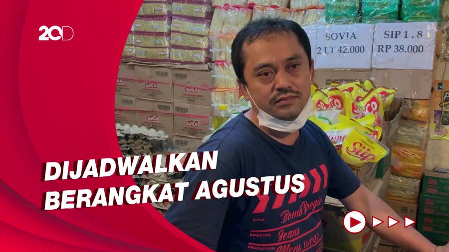 Sambil Tahan Tangis, Pedagang Ini Cerita Dijanjikan Umrah oleh Mendag