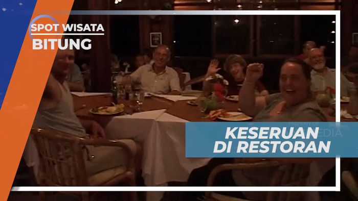 Suasana Seru Makan Malam di Restoran, Bitung