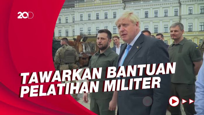 PM Inggris ke Ukraina: Semoga Berhasil Hancurkan Semua Tank Rusia!