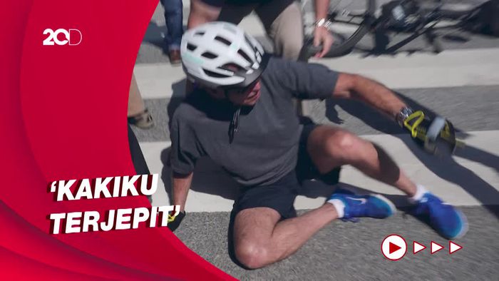 Detik-detik Joe Biden Jatuh Saat Bersepeda