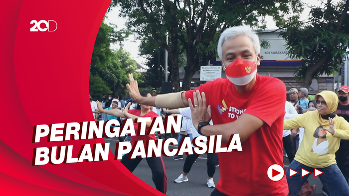 Momen Ganjar Pranowo Ikut Flashmob di CFD Solo