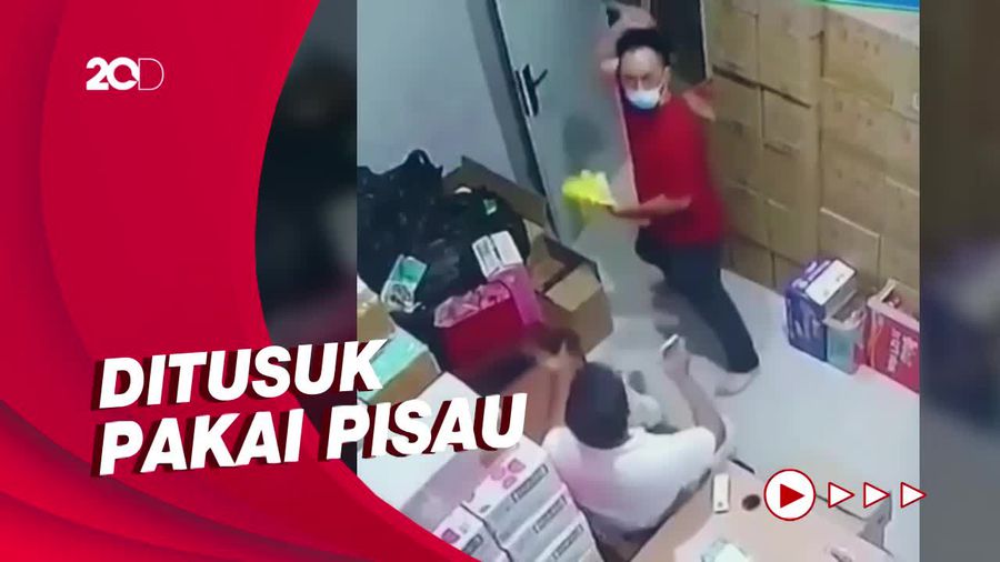 Detik-detik WN China di Jakbar Ditusuk Rekannya Gegara Asmara