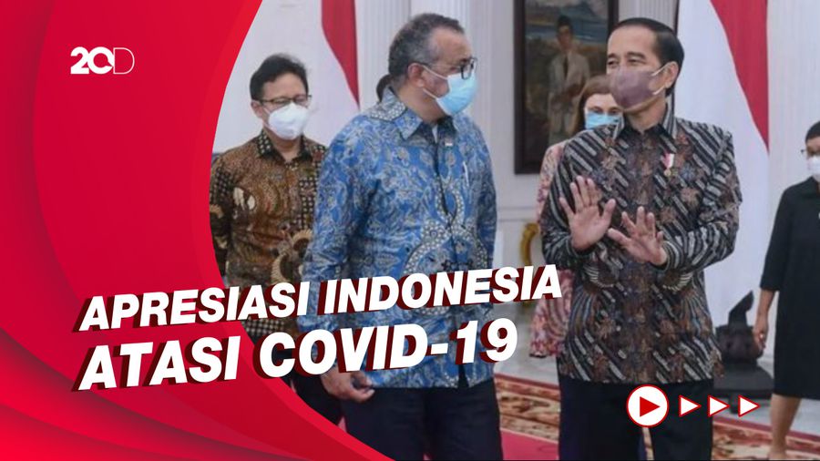Momen Jokowi Sambut Bos WHO di Istana Merdeka