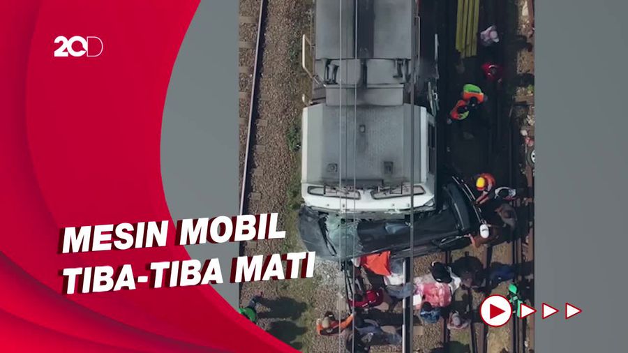 Mobil Tertabrak Kereta di Bekasi, Satu Orang Tewas