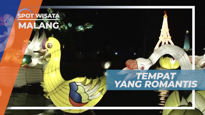 Suasana Malam Romantis di Lampion Garden, Malang