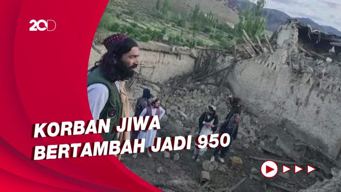 Helikopter Mondar-mandir Evakuasi Korban Gempa di Afganistan