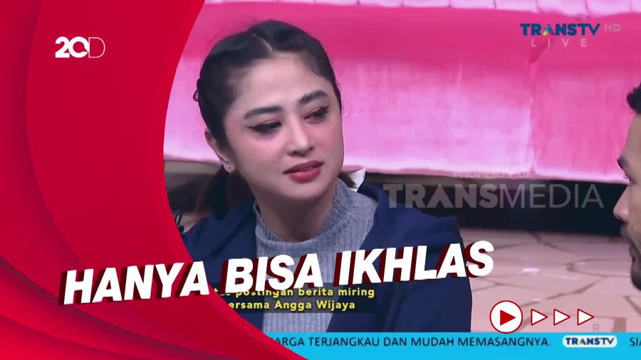 Respons Dewi Perssik soal Kabar Digugat Cerai Angga Wijaya 