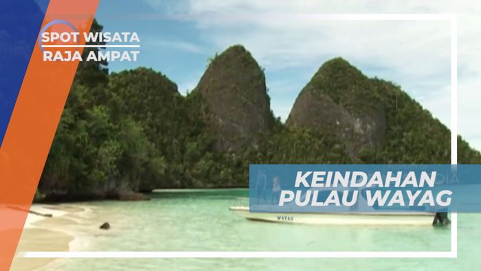 Melalui Medan Terjal Menuju Puncak Pulau Wayag, Raja Ampat