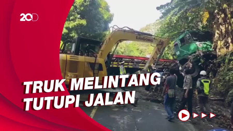 Truk Kecelakaan Karena Gagal Menanjak, Jalur Trans Sulawesi Macet 6 Km