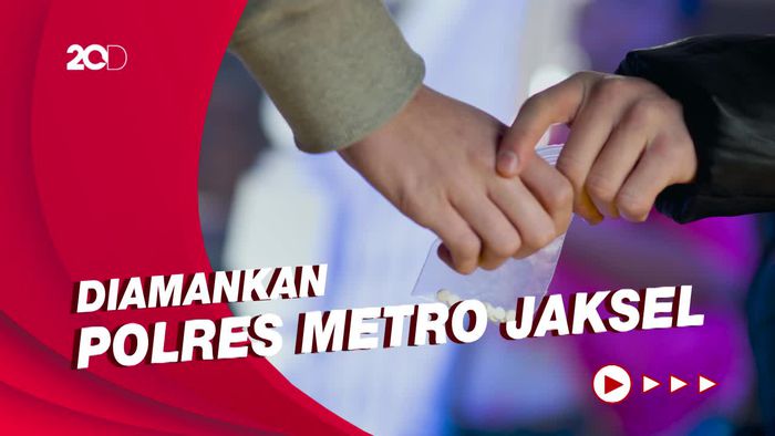 DJ dan Mantan Model Inisial J Ditangkap karena Narkoba