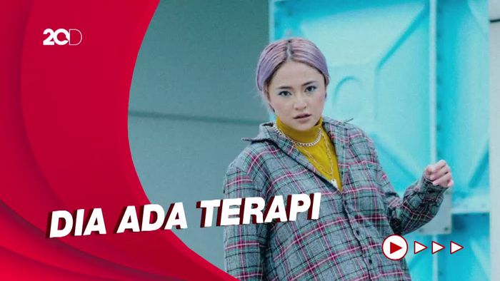 Sebelum ke Amerika, Marshanda Sempat Pamit ke Ben Kasyafani