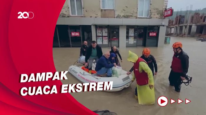 Turki Dilanda Banjir Besar Akibat Hujan Lebat