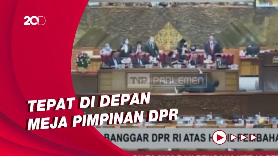 Detik-detik Wakil Ketua Banggar Muhidin Ambruk di Paripurna DPR