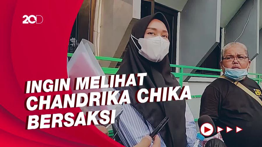 Pertama Kalinya Istri Hadiri Sidang Kasus Pengeroyokan Putra Siregar