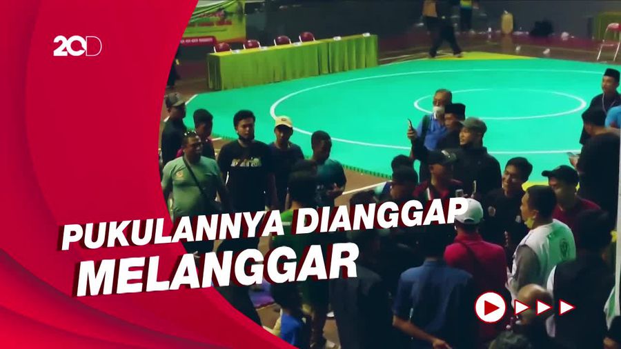 Ricuh Pertandingan Silat Porprov Jatim, Meja Dilempar!