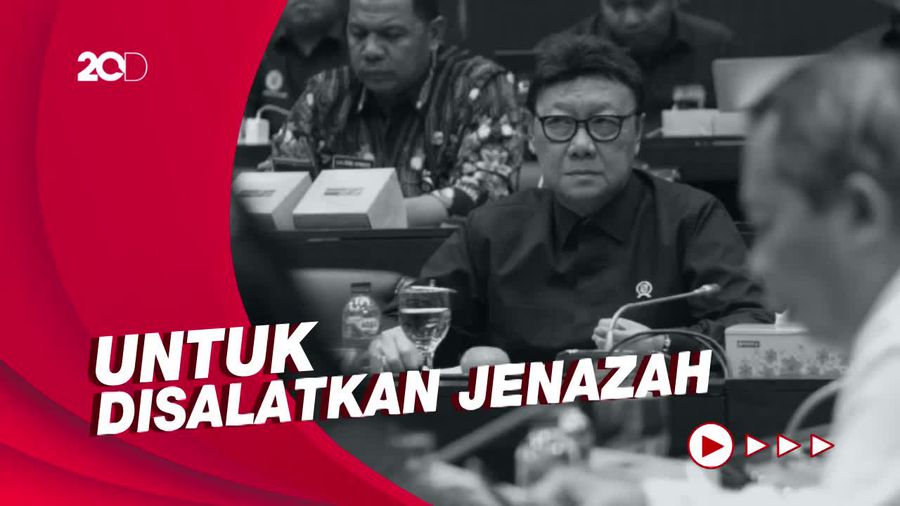 Jenazah Tjahjo Kumolo Diberangkatkan Menuju KemenPAN-RB