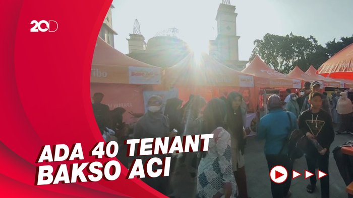 Puluhan Ribu Pengunjung Serbu Festival Baso Aci Garut 2022