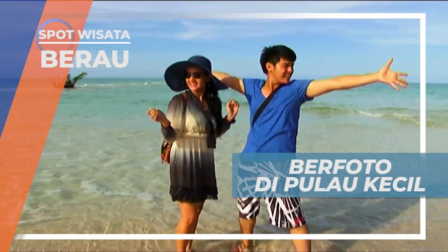 Cekrak-cekrek Ambil Gaya Berfoto Seru di Pinggir Pantai, Berau