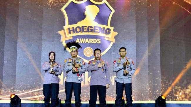 Tonton Lagi Acara Puncak Hoegeng Awards 2022 di Sini!