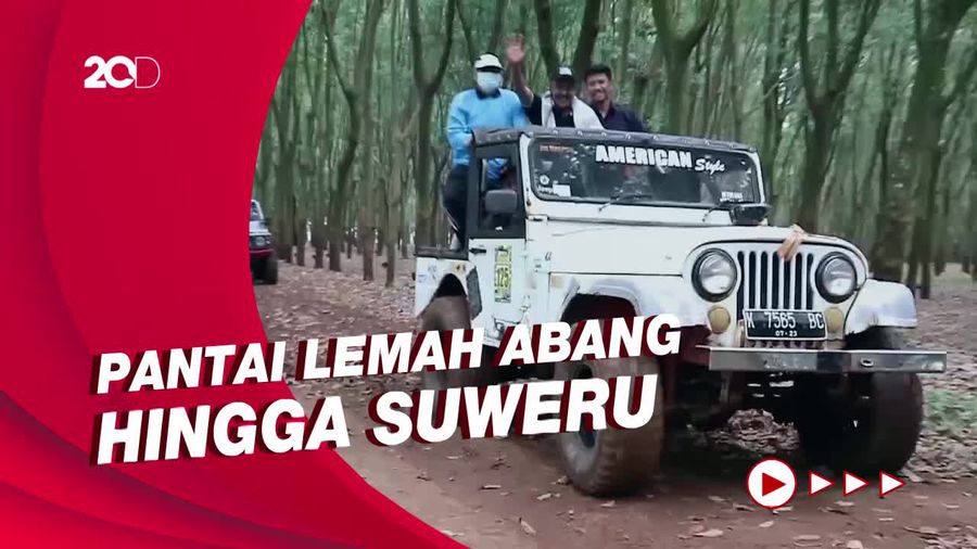 Serunya Naik Jeep Keliling Pantai di Jepara
