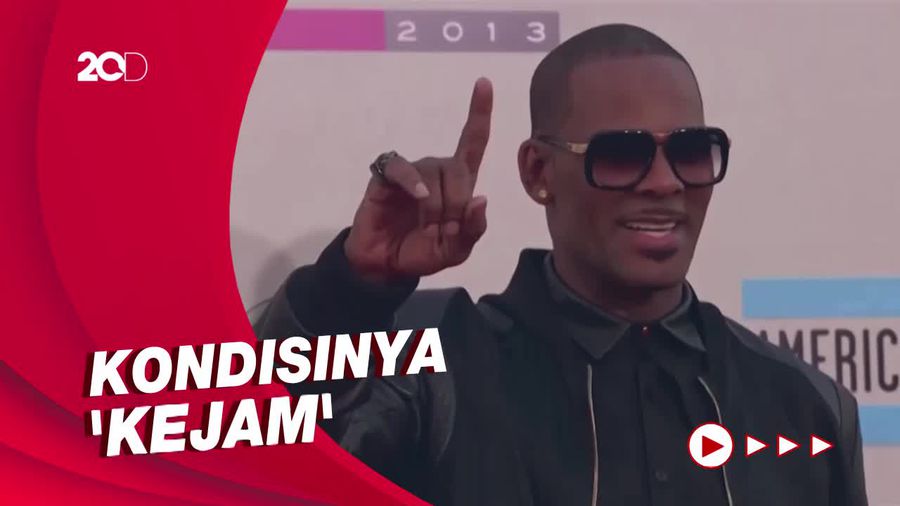 R Kelly Gugat Penjara Brooklyn karena Dimasukkan ke Sel Pengawasan Bunuh Diri