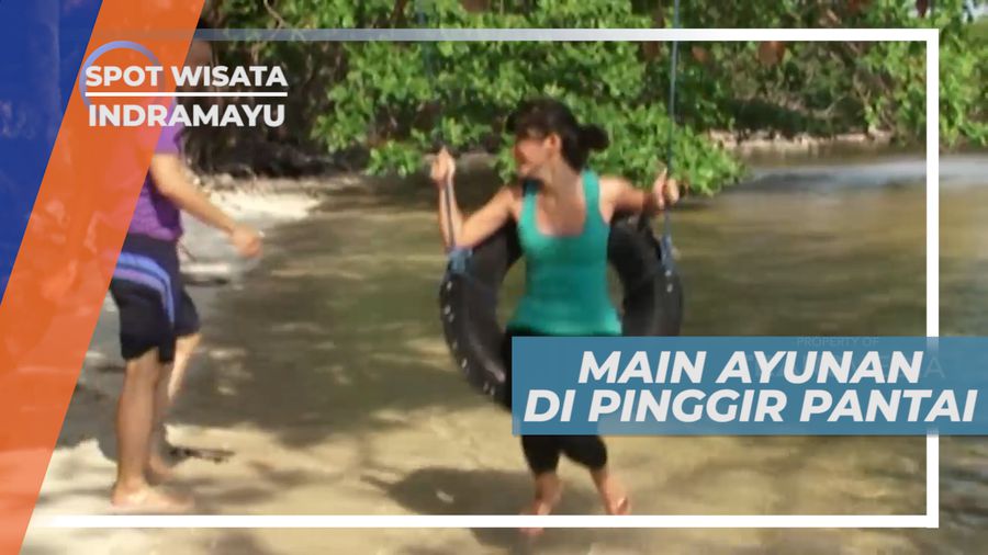 Senda Gurau dengan Ayunan di Pinggir Pantai, Indramayu